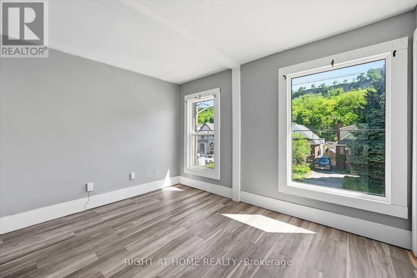 343 Cumberland Avenue — photo 16 of 35