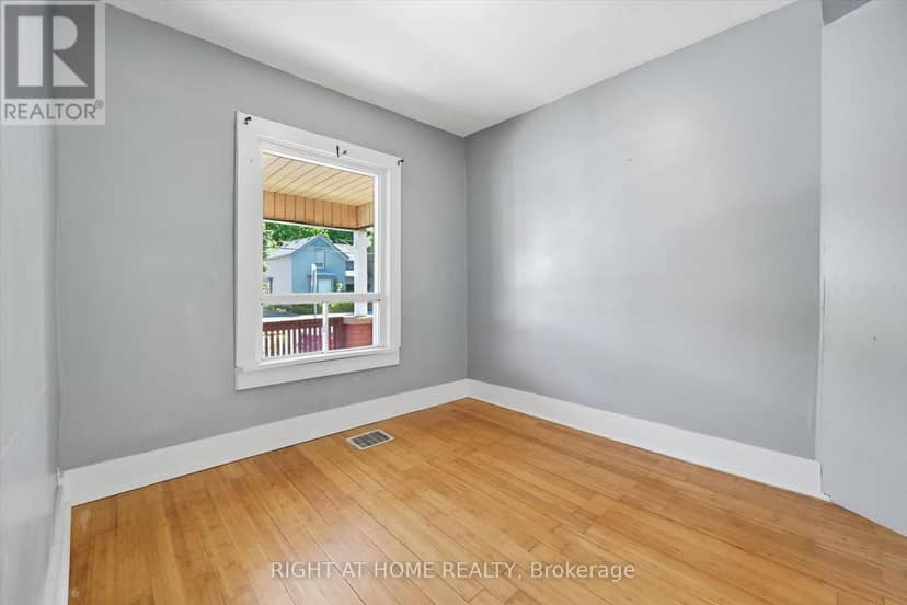 343 Cumberland Avenue, Hamilton, photo 5