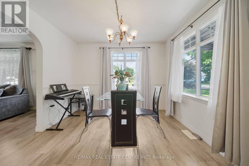 24 Park Street — photo 10 of 40