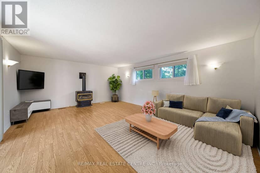 24 Park Street — photo 15 of 40