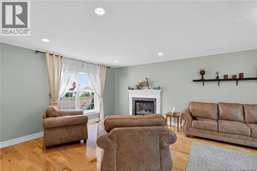 499 Wayne Street — photo 34 of 40