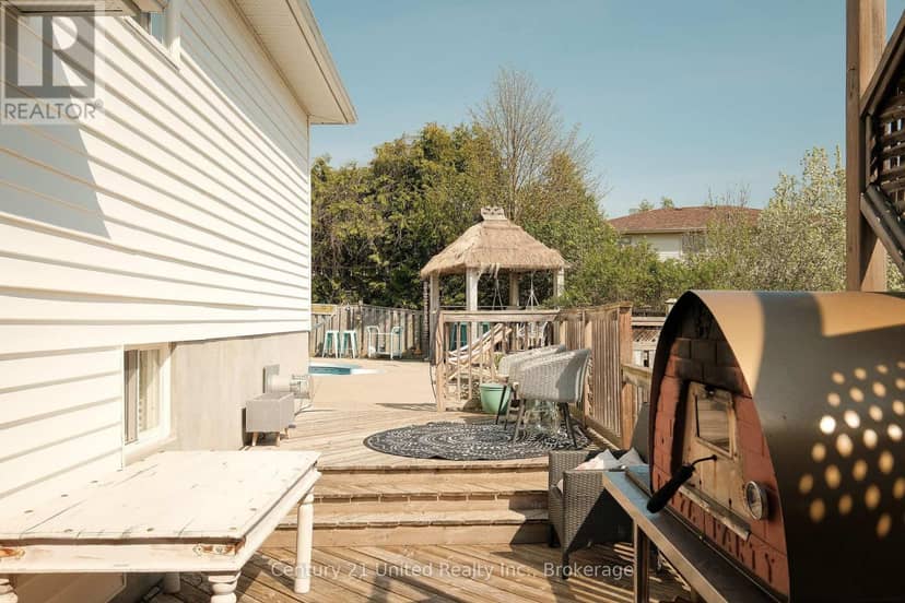 2229 Lorraine Drive — photo 31 of 38