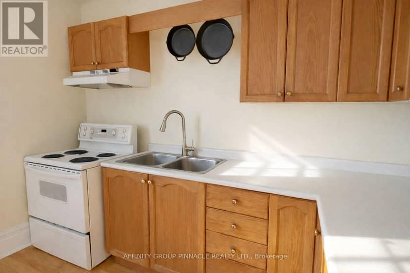 482 Portage Road — photo 11 of 39