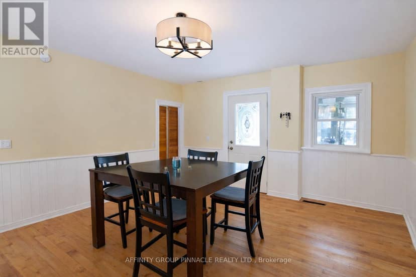482 Portage Road — photo 9 of 39