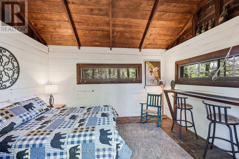 20800 Horseshoe Island — photo 33 of 40