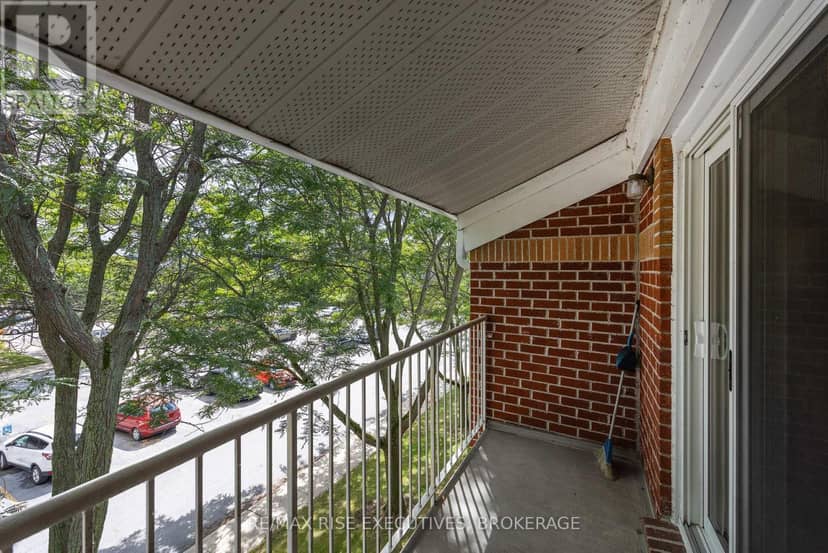 305 - 561 Armstrong Road — photo 33 of 34