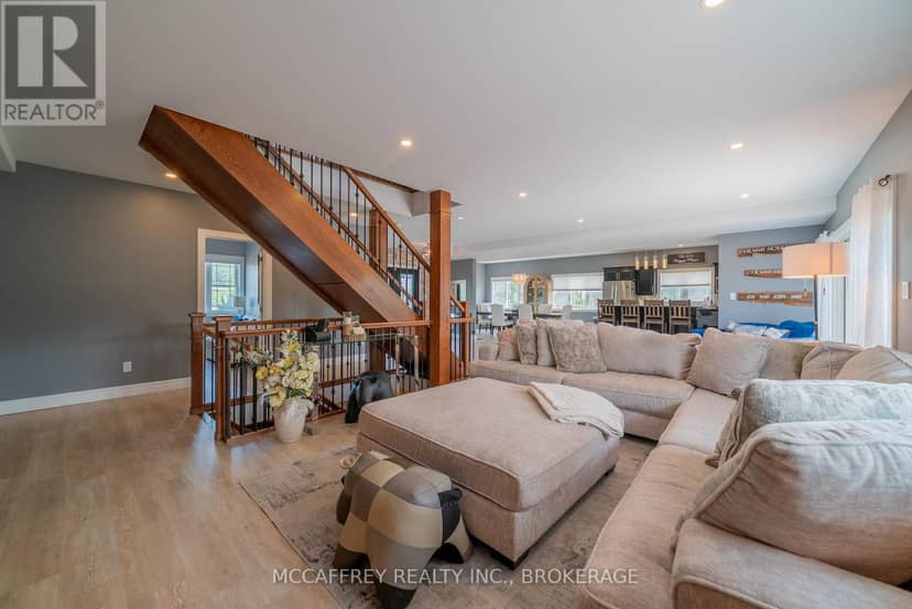 2572 Blessington Road — photo 16 of 40
