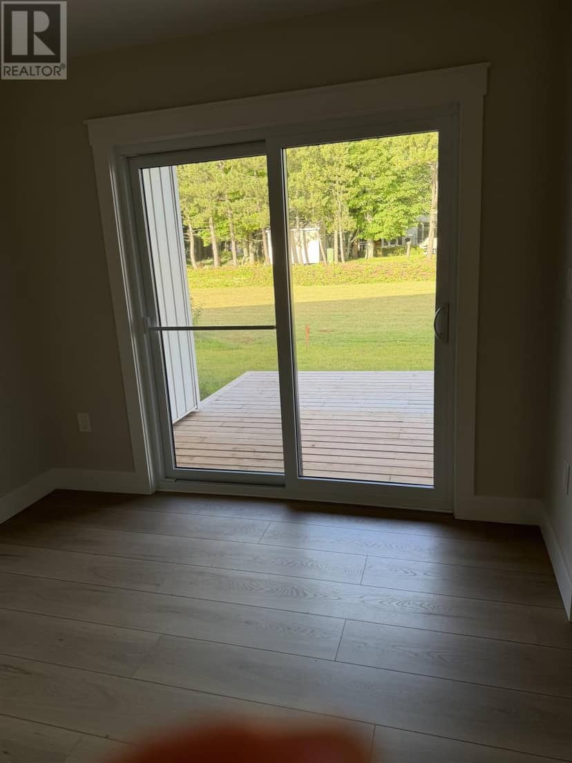 131 HALLIE Drive — photo 11 of 13