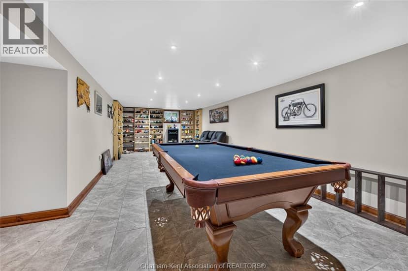 447 Sydenham Street — photo 17 of 37