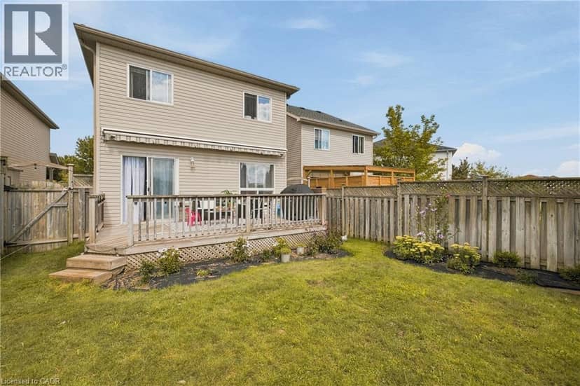 116 HENHOEFFER Crescent — photo 25 of 33