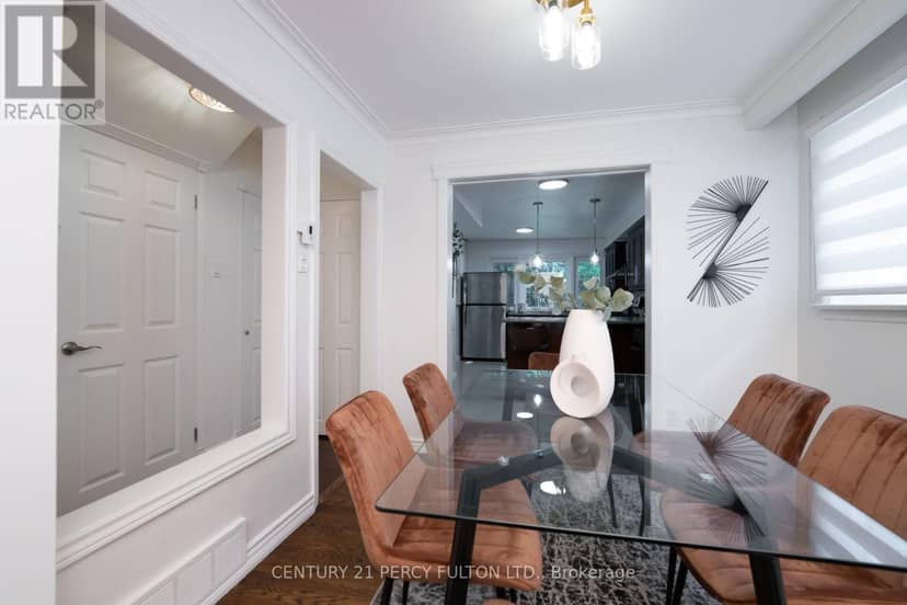 6 Donna Court — photo 11 of 40