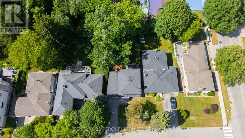 6 Donna Court — photo 2 of 40