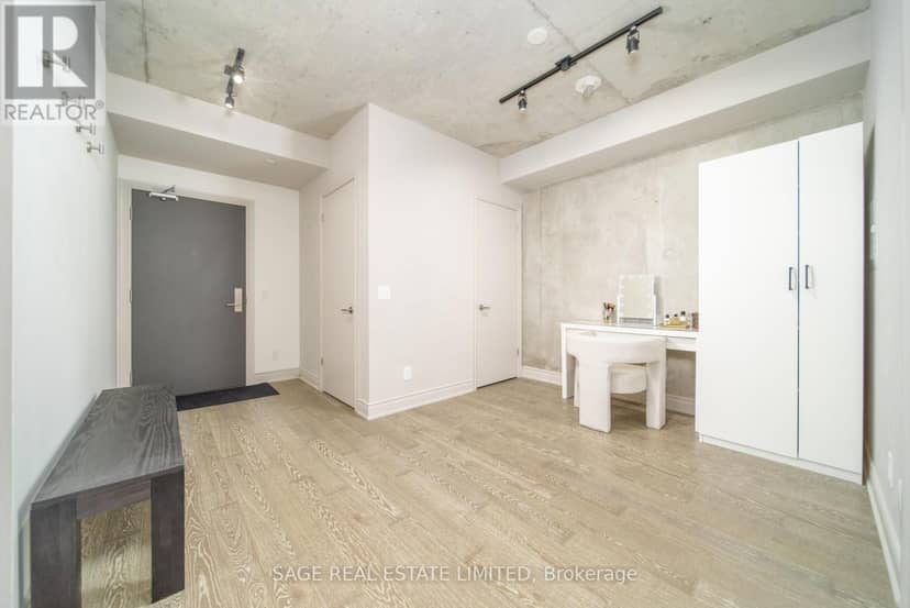 320 - 608 Richmond Street W — photo 10 of 20