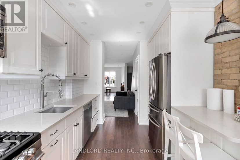 107A Scollard Street — photo 15 of 40