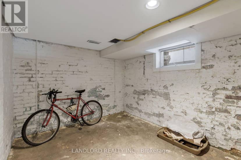 107A Scollard Street — photo 39 of 40