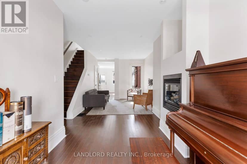 107A Scollard Street — photo 6 of 40