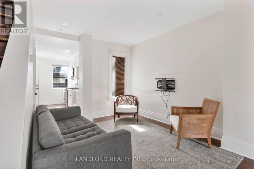 107A Scollard Street — photo 8 of 40