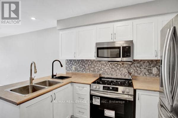 58 Avenue Street — photo 11 of 39