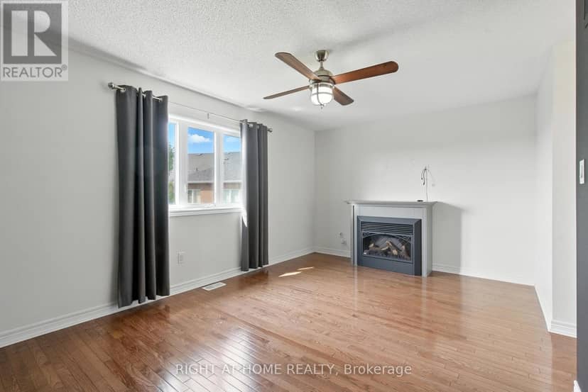 215 Canada Drive — photo 18 of 40