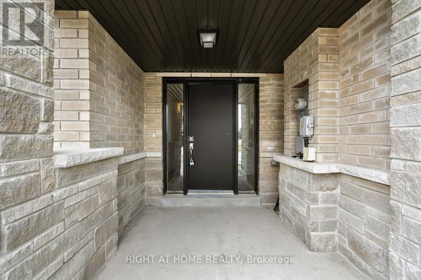 6 Blue Forest Crescent — photo 2 of 38