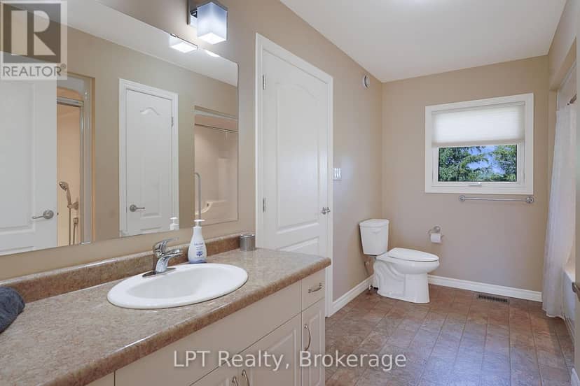 5194 Bruce Road 3 Road — photo 28 of 40