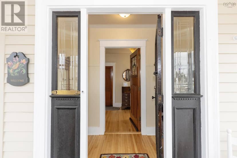 139 Main Street, Springhill, photo 8