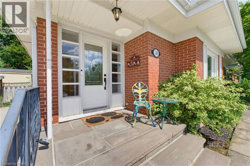36 SLATER Street — photo 2 of 26