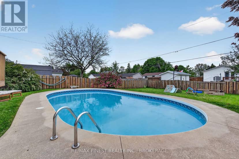 14 Chesterfield Drive — photo 31 of 40