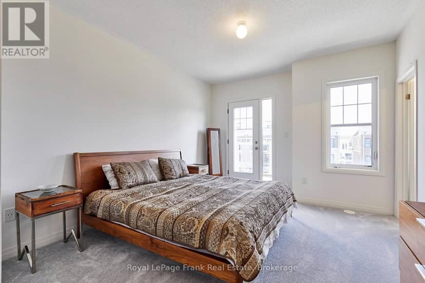 26 Clarington Boulevard — photo 13 of 21