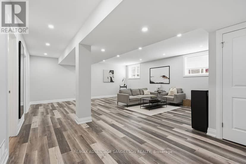 26 - 383 Daventry Way — photo 37 of 40