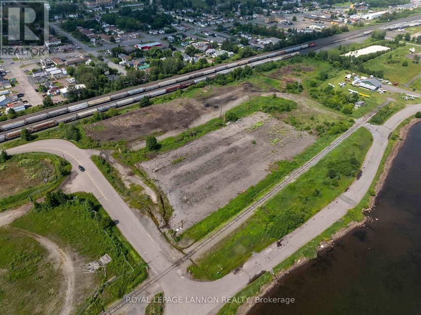 #6 & 7 - 0 Marina Park Drive, Thunder Bay, photo 6