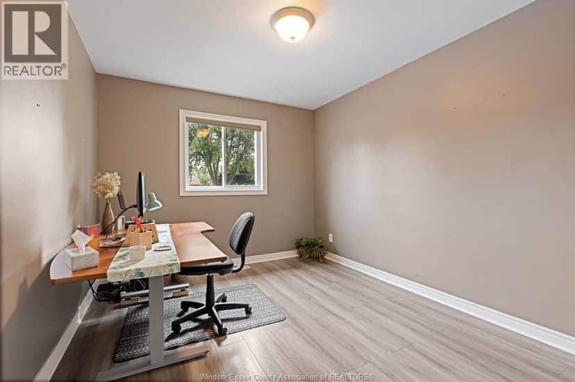 141 Railway Court — photo 14 of 40