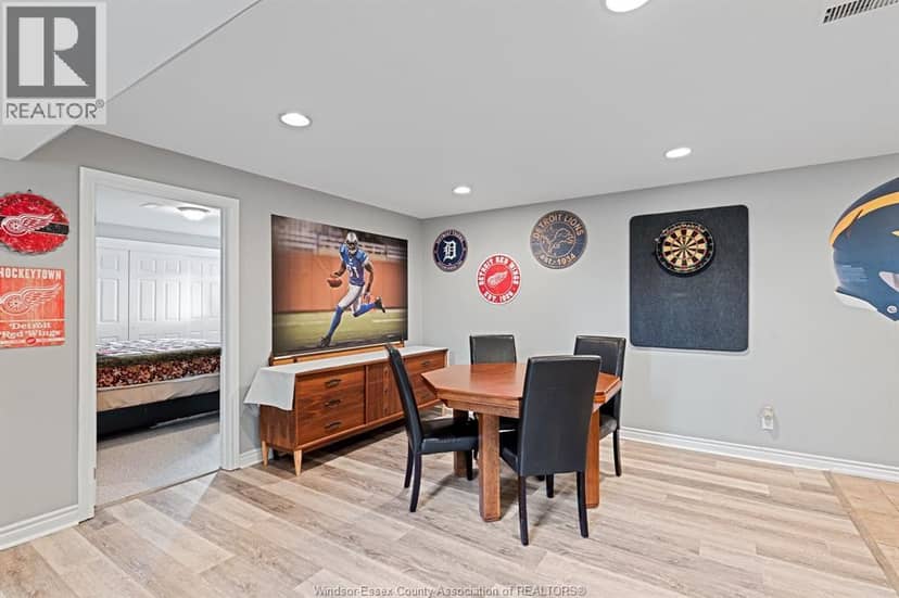 141 Railway Court — photo 18 of 40