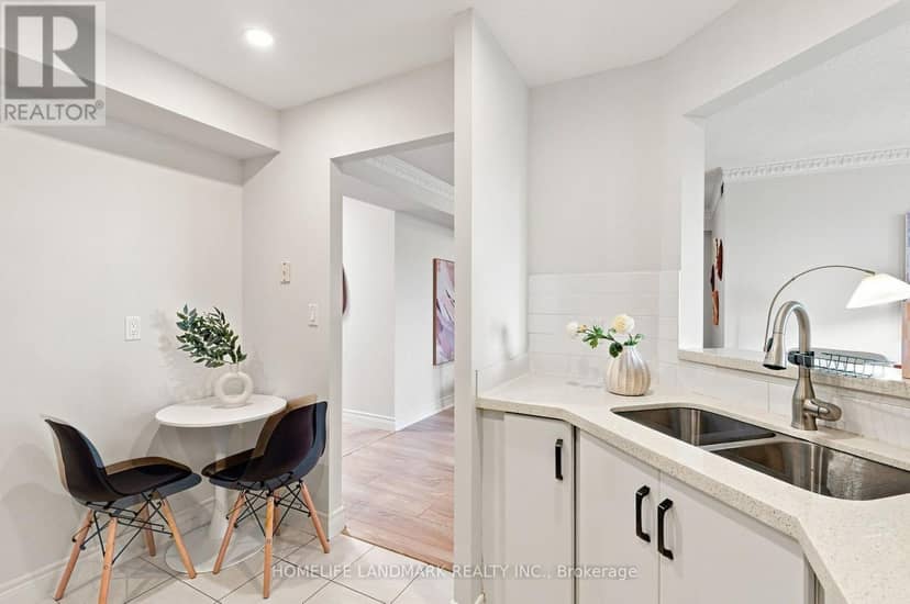 1606 - 5418 Yonge Street — photo 10 of 30