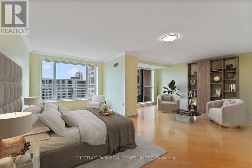 1610 - 889 Bay Street — photo 23 of 40