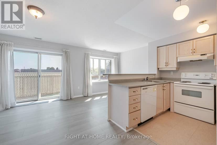 306 - 1387 Bayview Avenue — photo 7 of 32