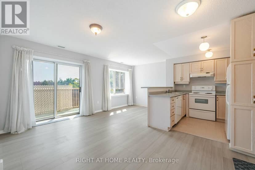 306 - 1387 Bayview Avenue — photo 9 of 32