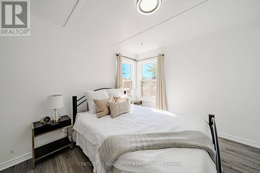 1 Edward Street — photo 21 of 35