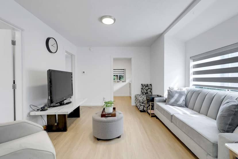 866 FINLAY STREET, White Rock, photo 5