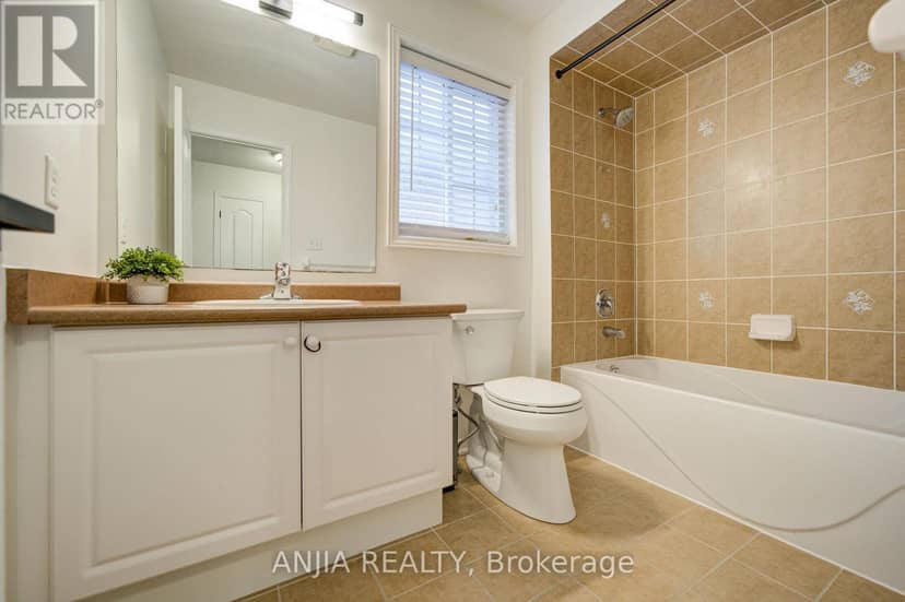 88 Cabin Trail Crescent — photo 27 of 40