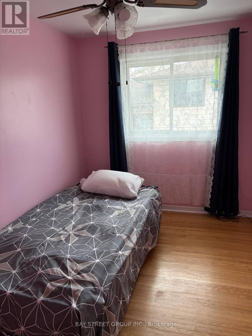 65 Saint Andrews Avenue — photo 11 of 24