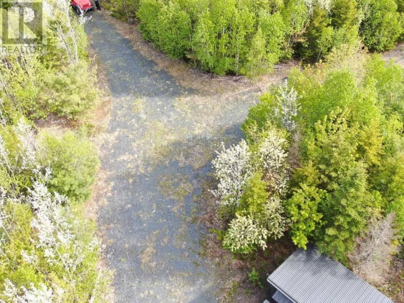 604 Lansdowne Road, Lansdowne, photo 3
