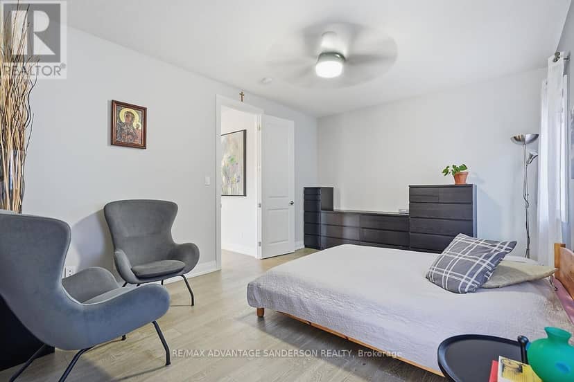 26 - 383 Daventry Way — photo 35 of 40
