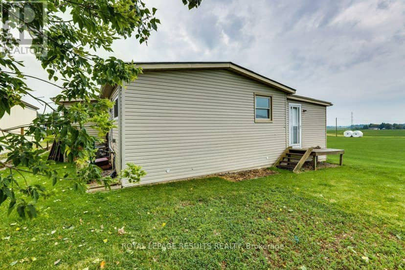 24 Pineview Avenue — photo 33 of 36