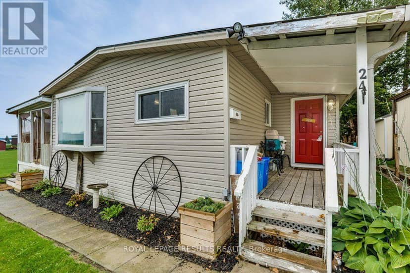 24 Pineview Avenue — photo 4 of 36
