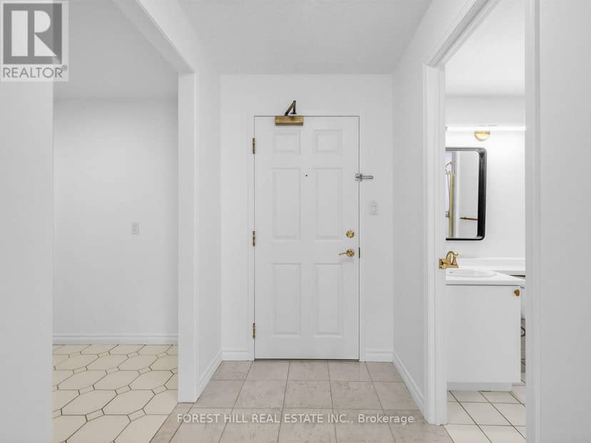 302 - 1818 Bayview Avenue, Toronto, photo 3