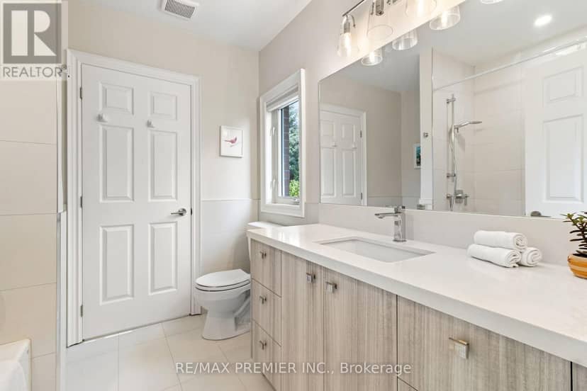19 Stockdale Crescent — photo 23 of 40