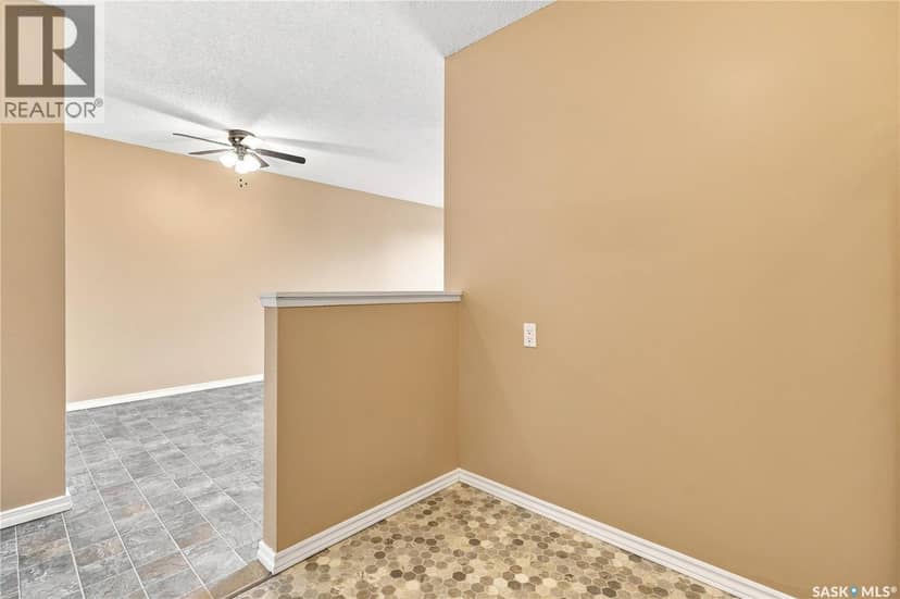 301 34 Nollet AVENUE — photo 15 of 25