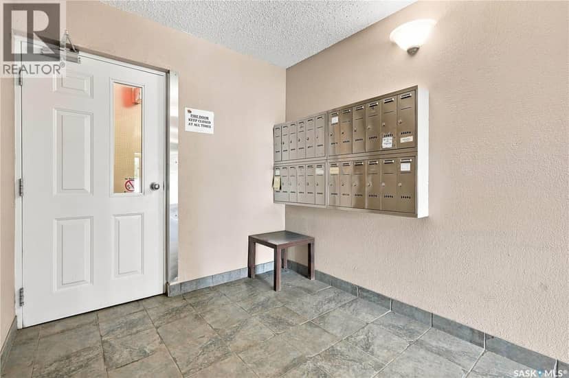 301 34 Nollet AVENUE — photo 22 of 25
