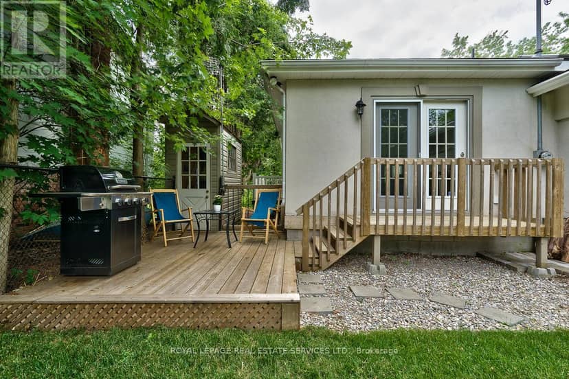 3423 Lakeshore Road — photo 11 of 14
